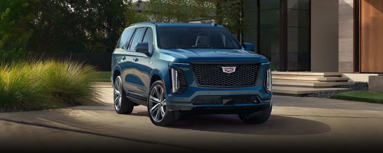 Escalade exterior intro desktop