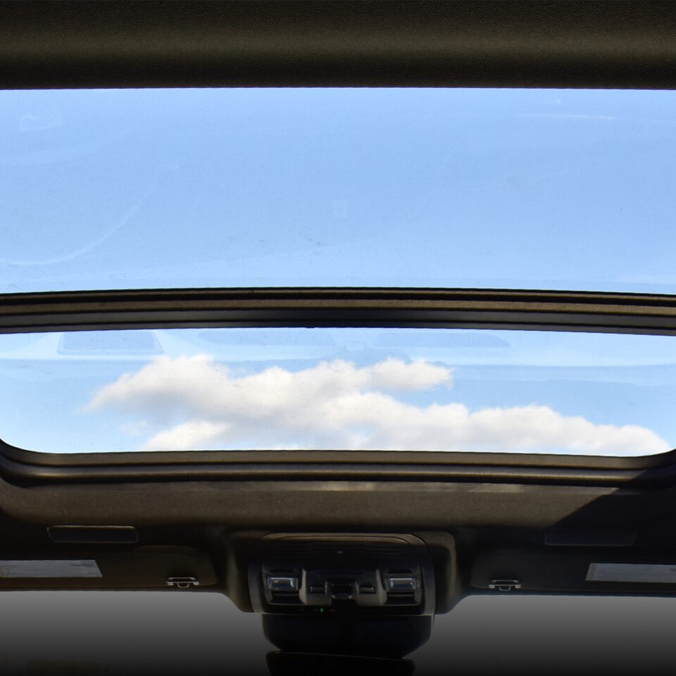 Escalade panooramic sunroof