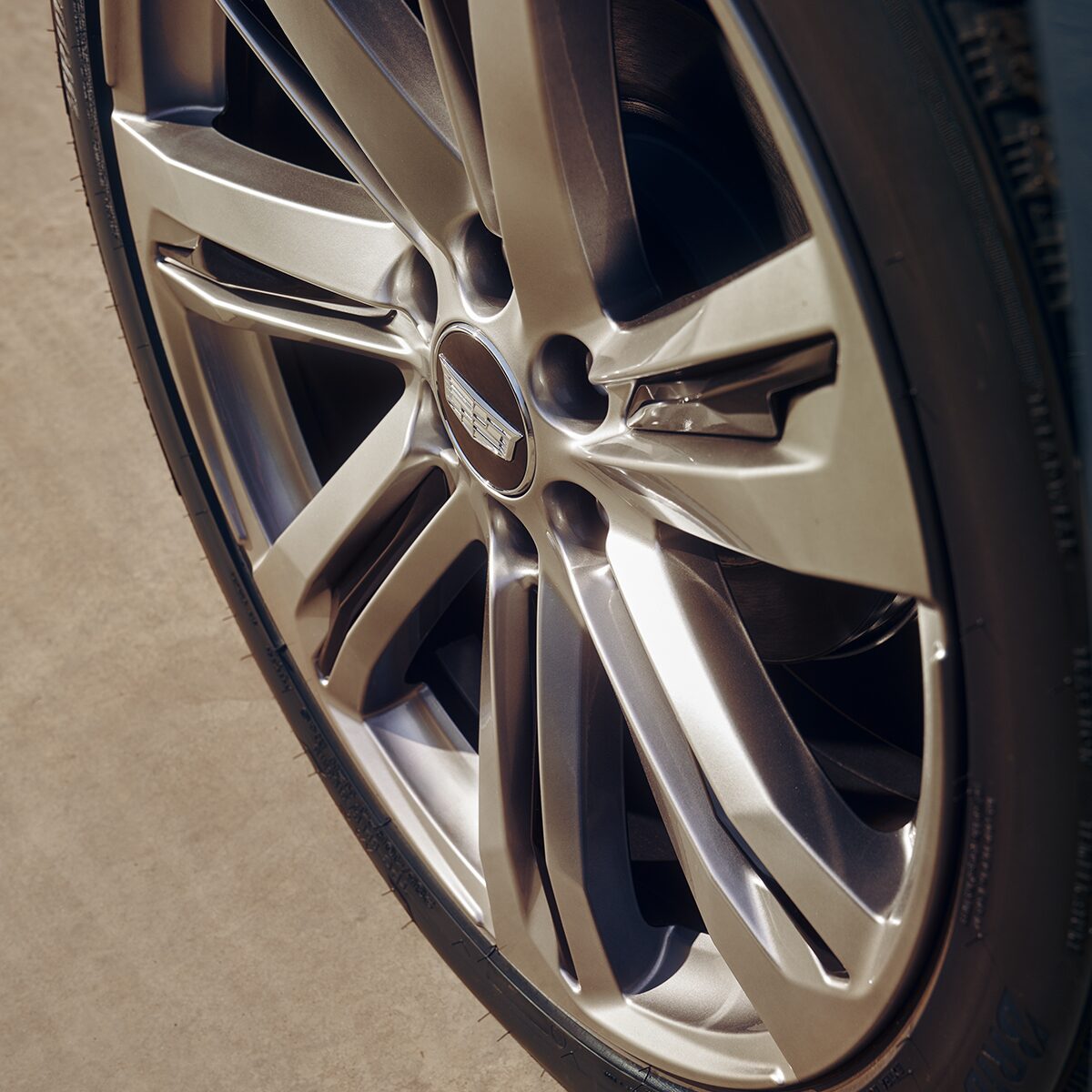 Escalade exterior wheels