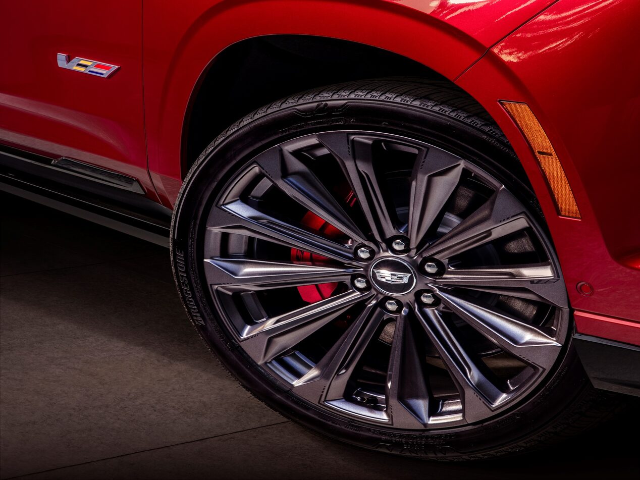 Escalade V-series Brembo performance fronty breaks