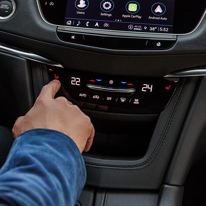 XT5 interior climate control