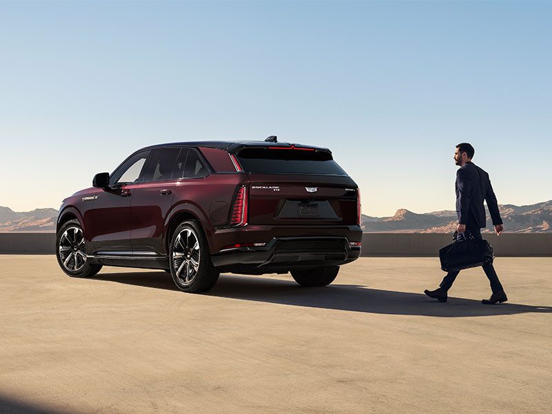 Escalade IQ charging range