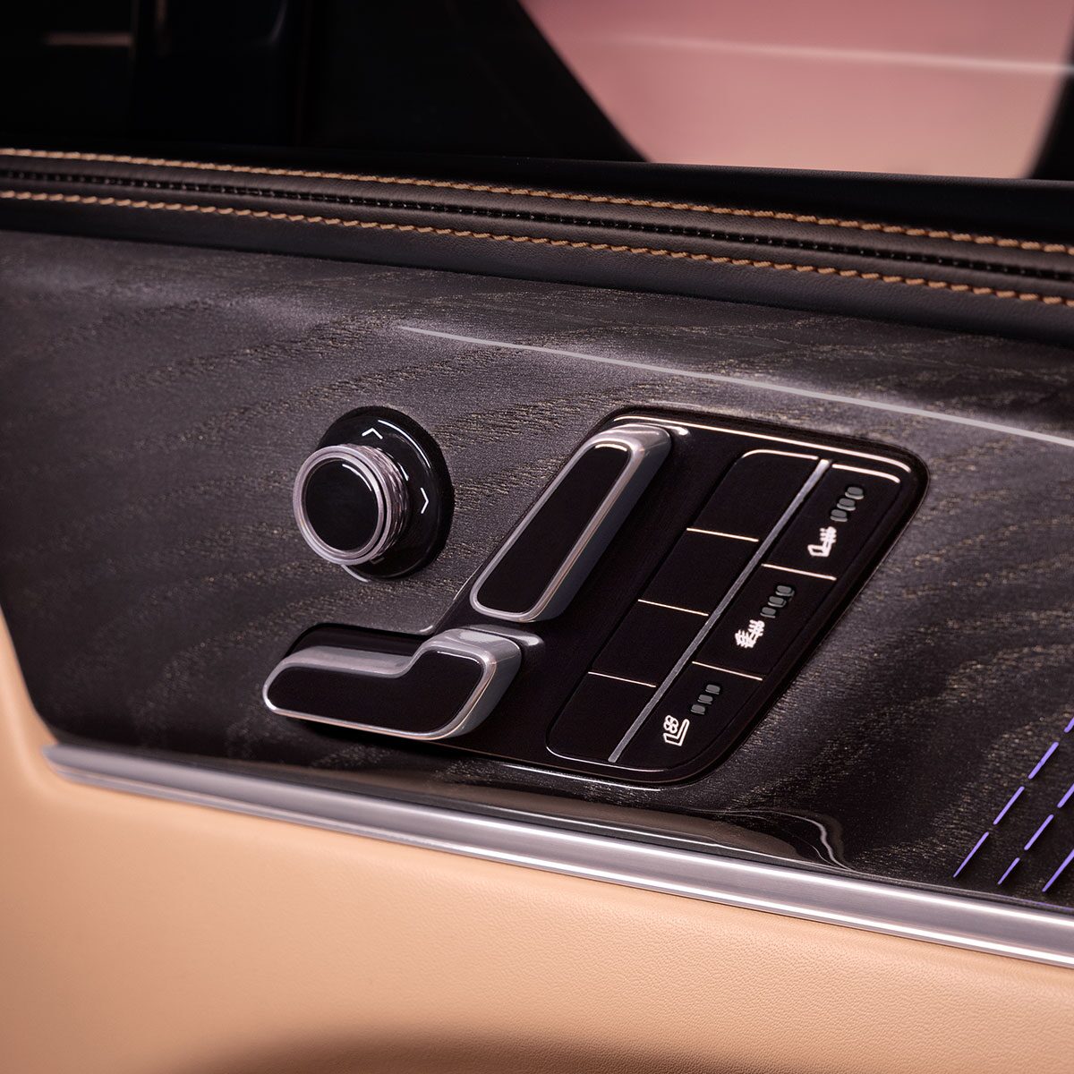 Escalade IQ gallery all interior seat controls