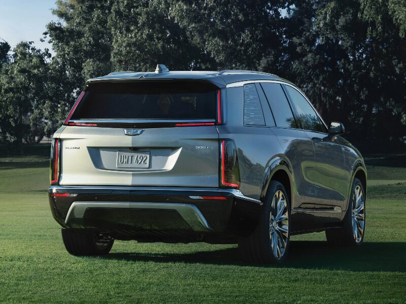 Vistiq features performance all wheel drive