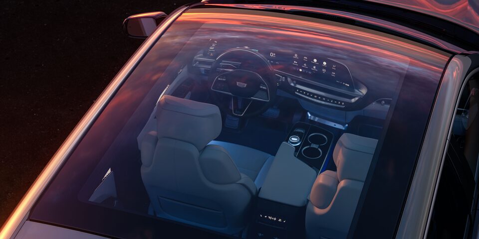 LYRIQ full-glass roof