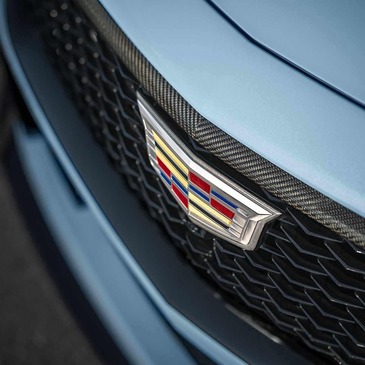 CT5-V gallery all exterior front grille crest
