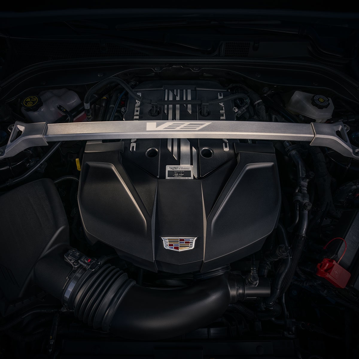 CT5-V gallery interior engine