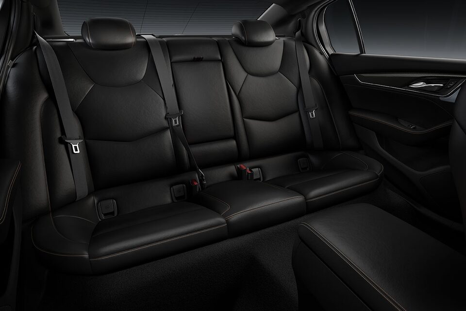 CT5-V specs interior rear leg room