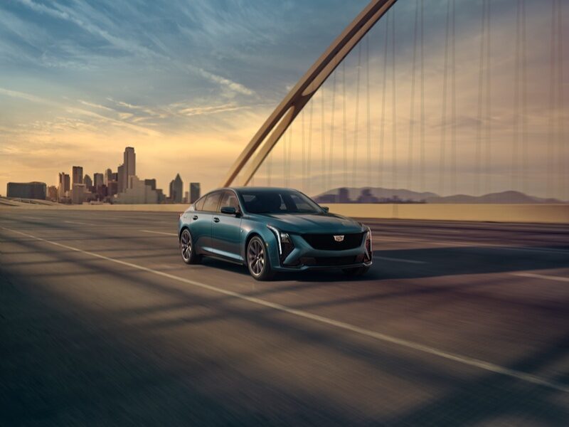 CT5 exterior blue color