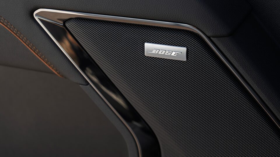 2024- sierra-hd-head-up-display
