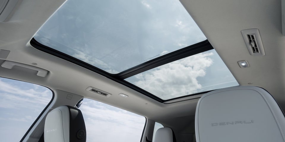 all-new-acadia-panaromic-sunroof