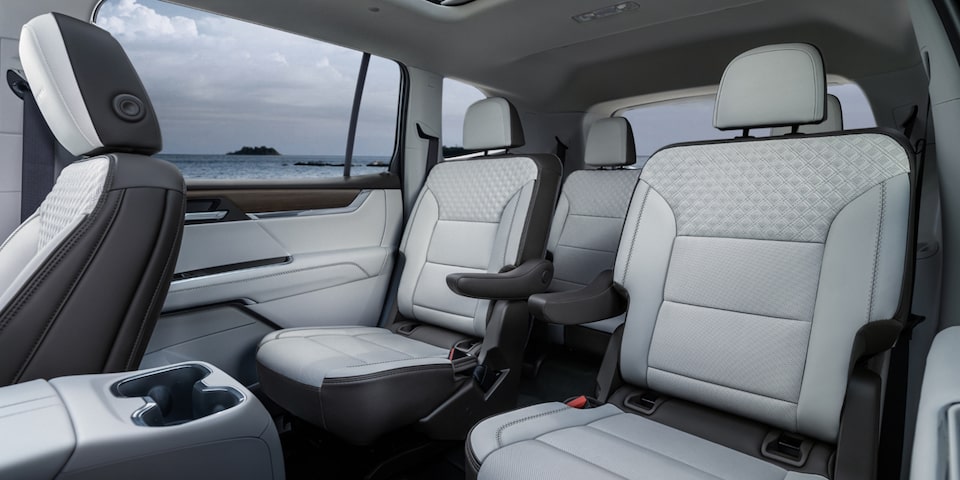 all-new-acadia-spacious-rows