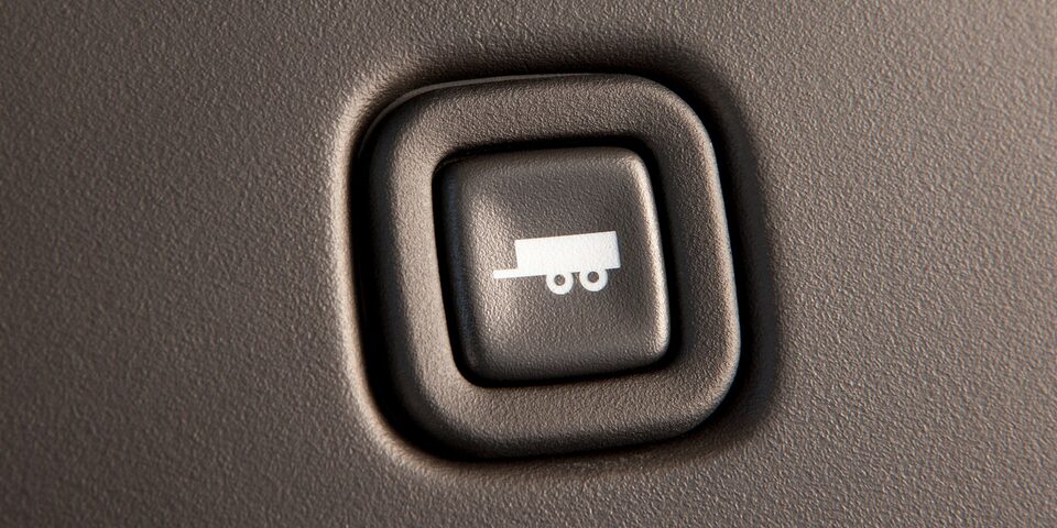 2026-savana-tow-haul