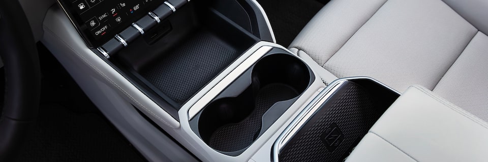 2027-terrain-interior