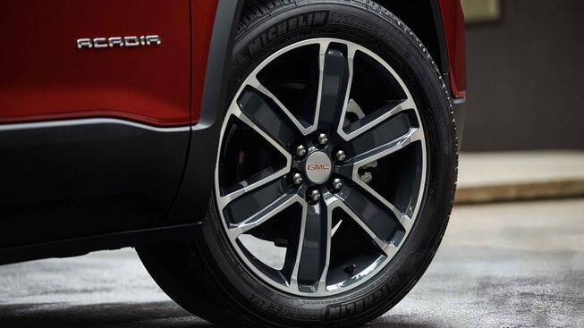 2023 GMC Acadia Mid-Size SUV Exterior Tire Close up
