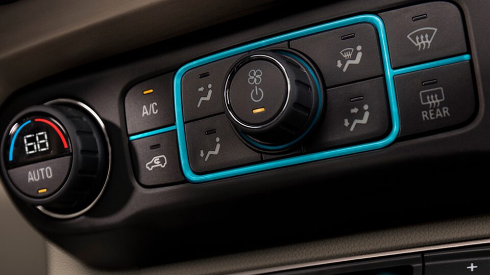 2023-acadia-sle-slt-refined-interior4