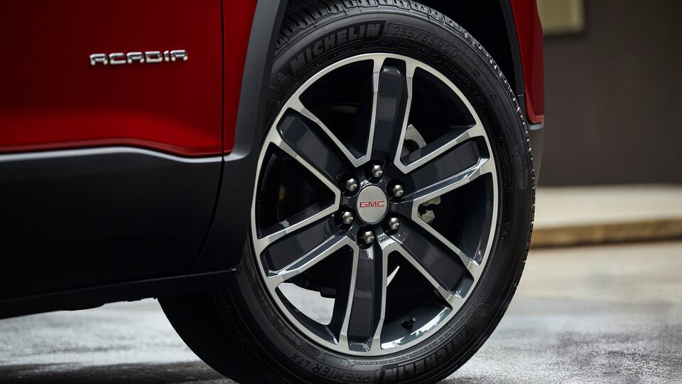 2023-acadia-sle-slt-wheel-option