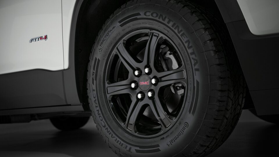 2023-gloss-black