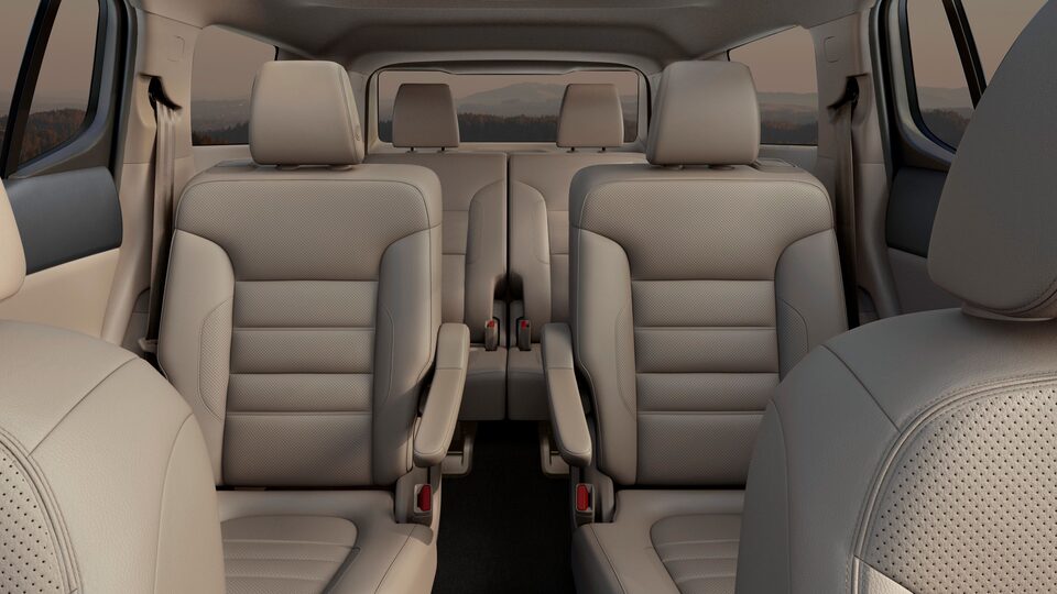 2023-tech-safety-rear-seat-reminder