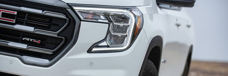 2023-feature-capabilities-terrain-denali-03