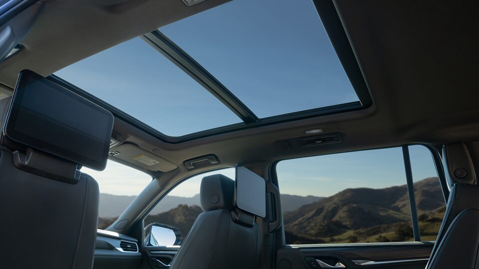 2023-yukon-spacious-versatility