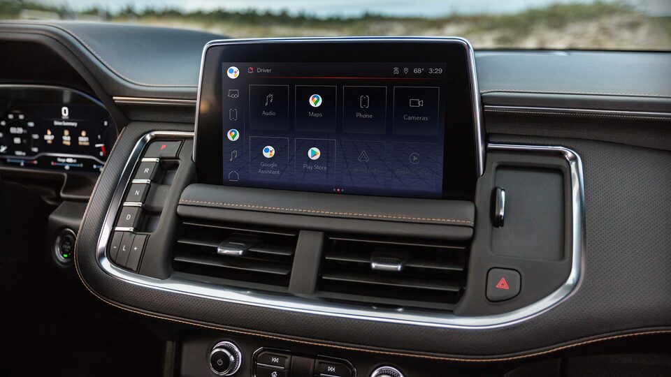 2023-yukon-exterior-hands-free-programmable