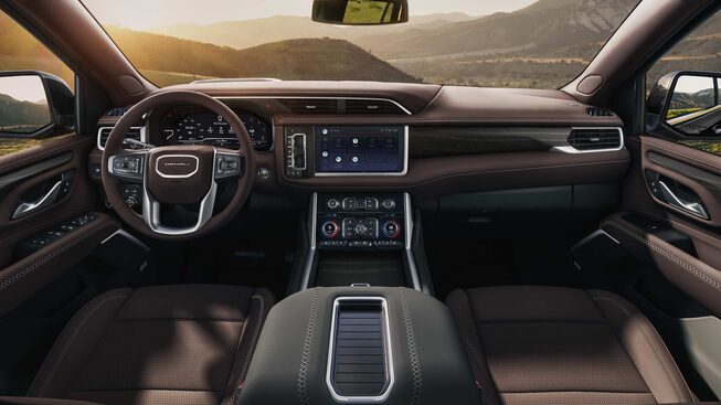 2023-yukon-denali-gallery-exterior-10