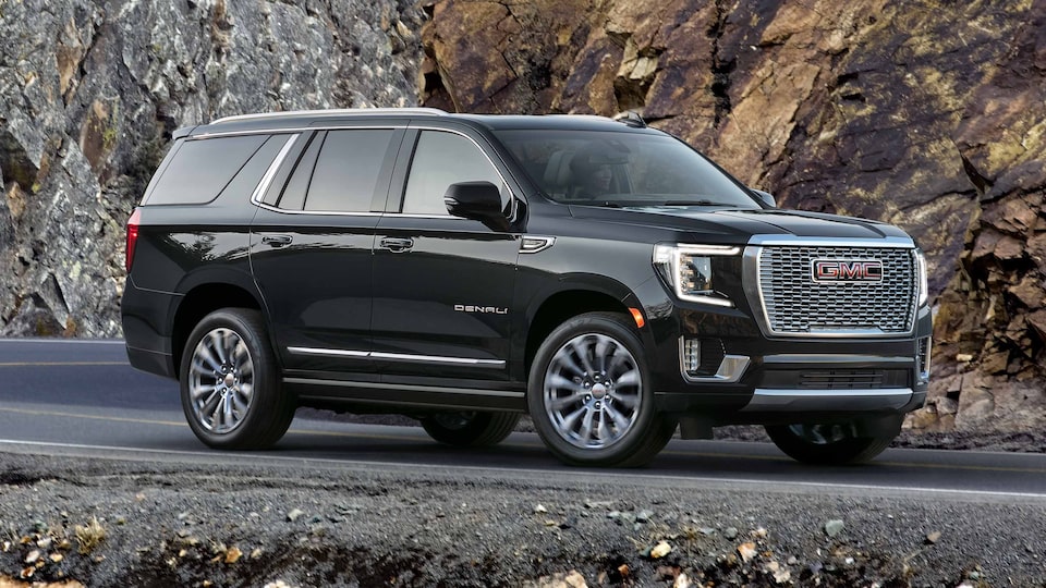 2023-yukon-denali-masthead