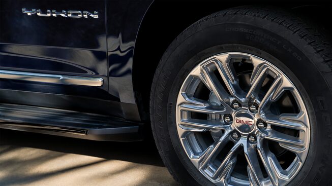 2023-premium-wheel-option