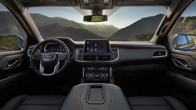 2023-yukon-interior-spacious-versatility