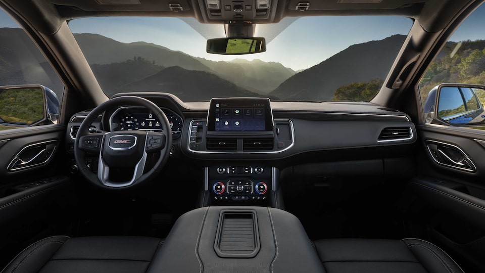 2023-yukon-interior-spacious-versatility