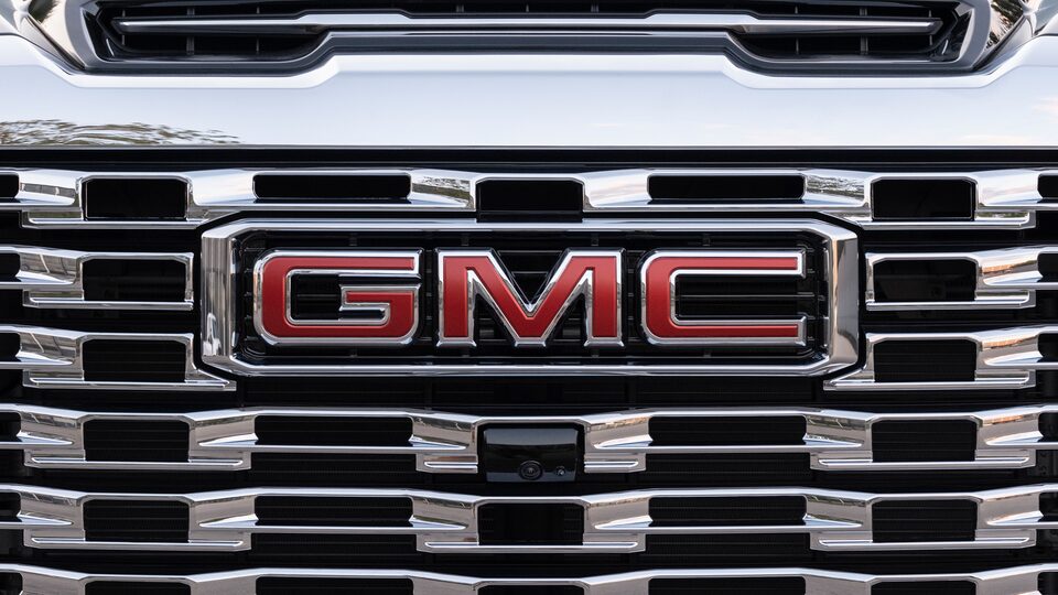 2024-sierra-hd-denali-signature-2