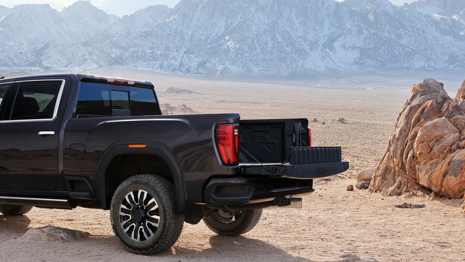 2024-sierra-available-six-function-3