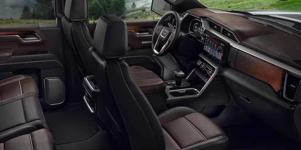 2024-sierra-ld-int-front-leg-and-headroom