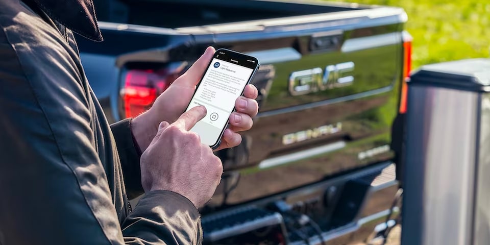 2024-sierra-ld-tech-mygmc-mobile-app-for-trailering