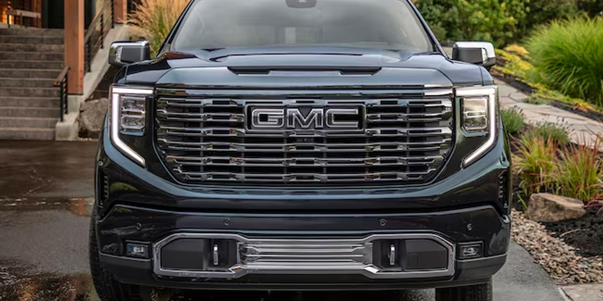 2024-sierra-ld-exterior-distinct-grilles
