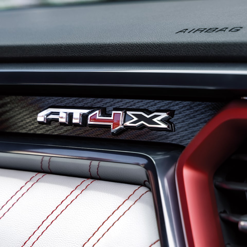 2026-canyon-gallery-interior-preview