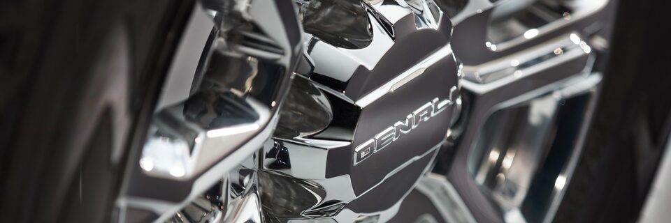 2023-polished-aluminum-wheels