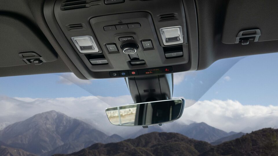 2023-yukon-mov-safety-04