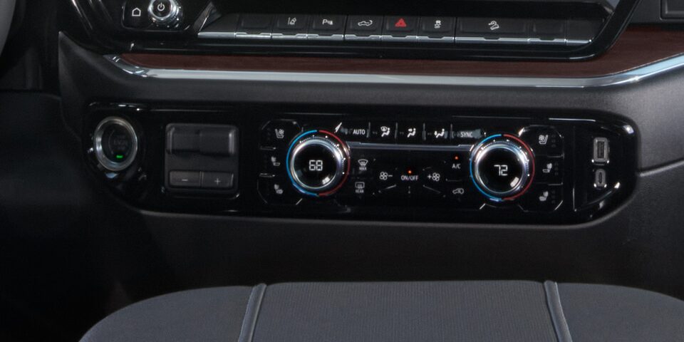 Close-up View of the Climate Controls in a 2025 GMC Sierra HD Truck